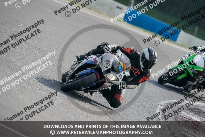 donington no limits trackday;donington park photographs;donington trackday photographs;no limits trackdays;peter wileman photography;trackday digital images;trackday photos